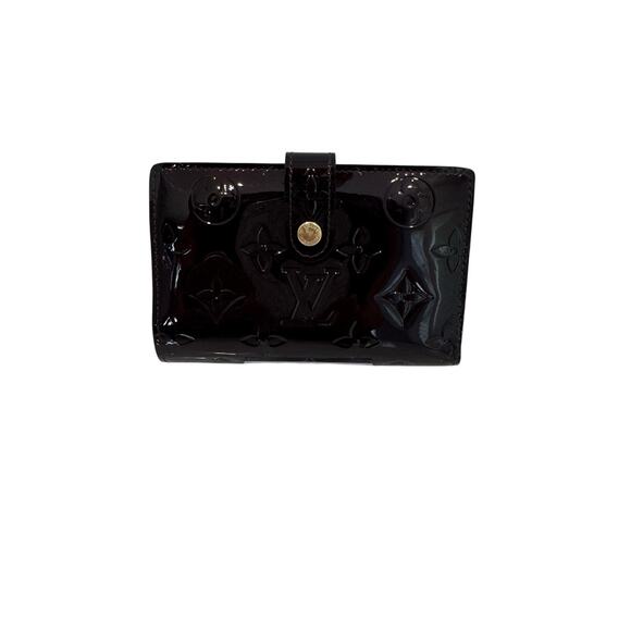 ✨ Louis Vuitton Monogram Vernis Patent Leather Viennois Wallet – Amarante ✨ - Picture 1 of 7